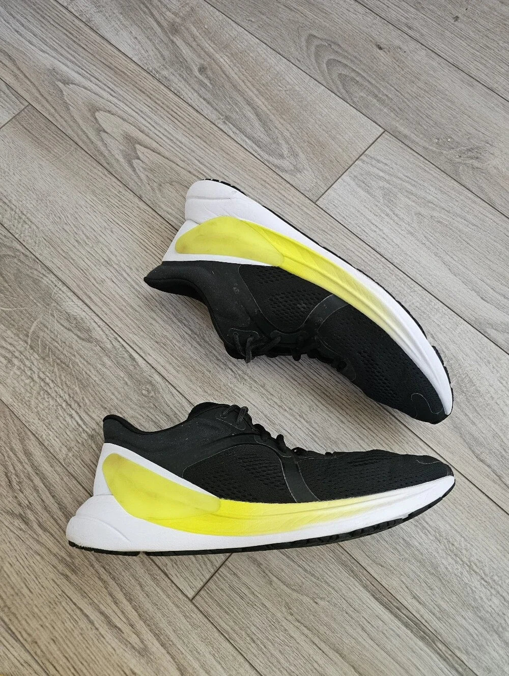 Lululemon - Blissfeel Black / Electric Lemon / White Running Shoes